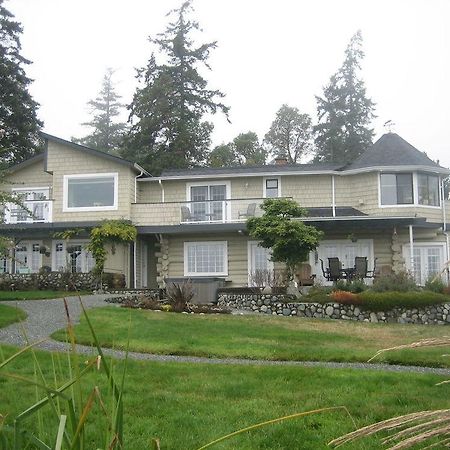 The Lodge At Weir'S Beach Metchosin Екстер'єр фото