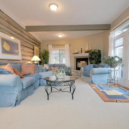 The Lodge At Weir'S Beach Metchosin Екстер'єр фото