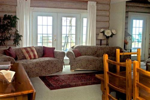 The Lodge At Weir'S Beach Metchosin Екстер'єр фото